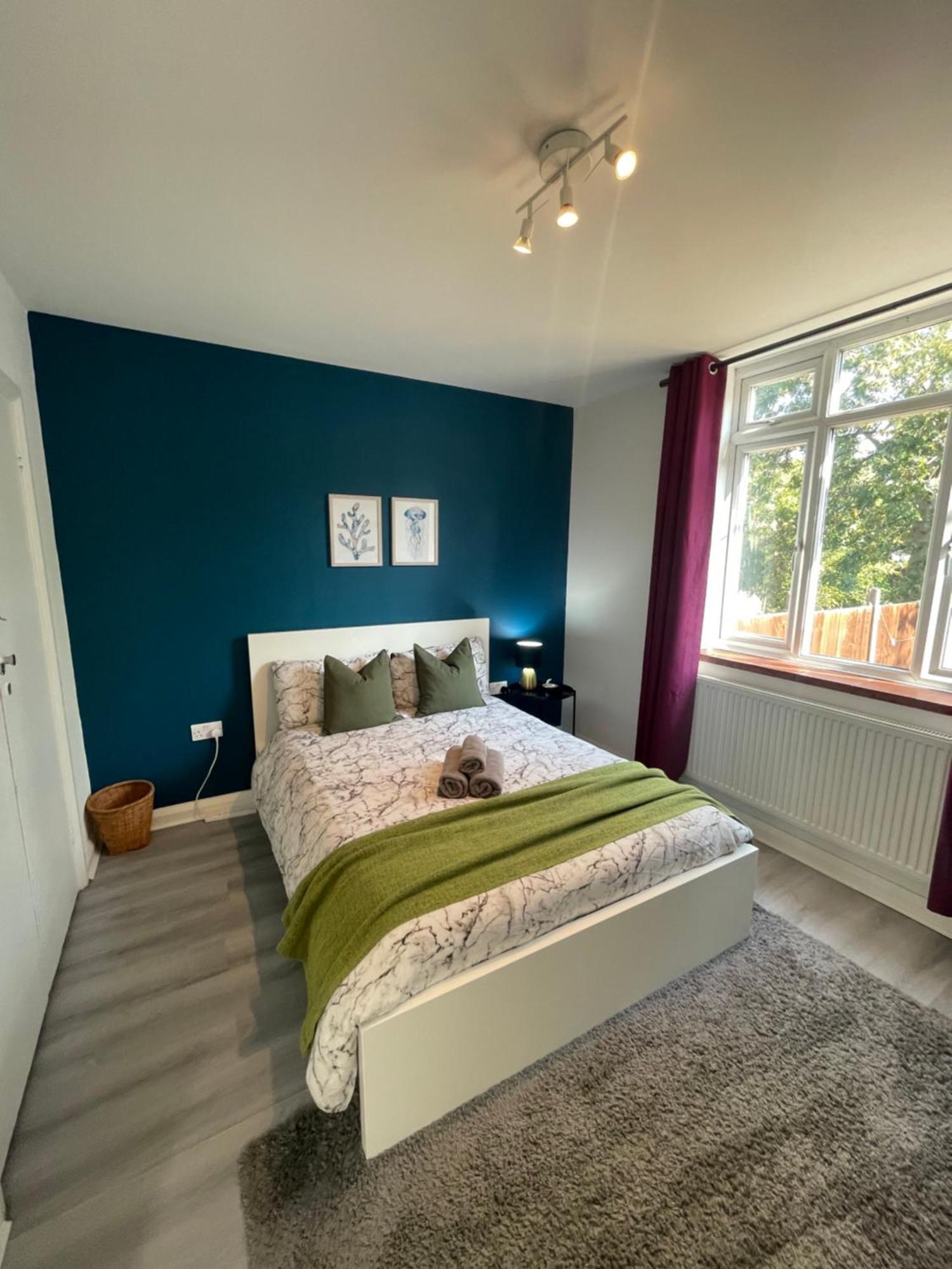 Willesden Green Rooms ロンドン エクステリア 写真